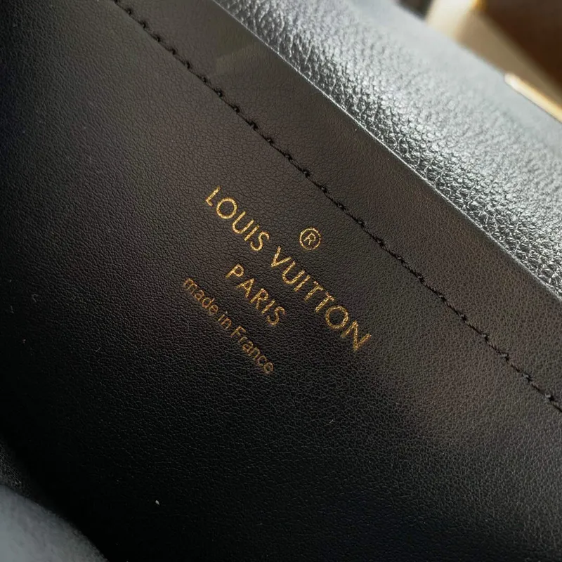 LV M46200 Louis Vuitton Marceau Chain Bag Černá
