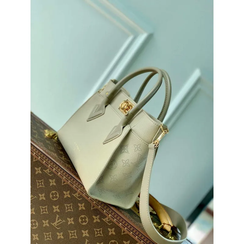 LV M57729 Louis Vuitton Taška On My Side PM Béžová