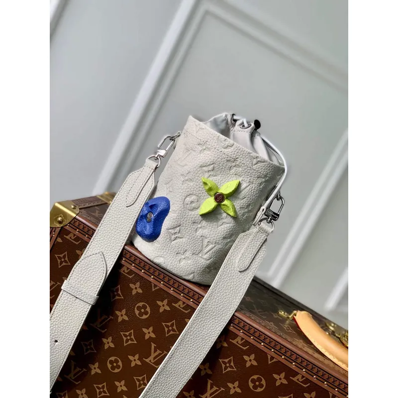 LV M81572 Louis Vuitton Kapsa Chalk Bag Bílá