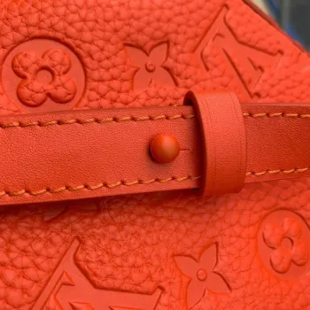LV M81525 Louis Vuitton S LOCK Vertikální nositelná peněženka oranžová