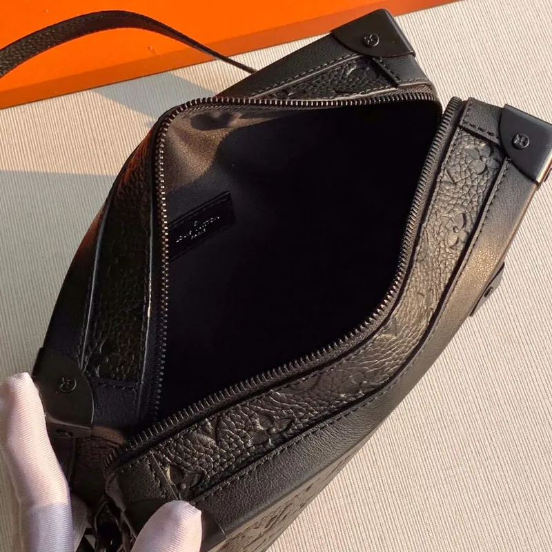 LV M55700 Taška Soft Trunk Louis Vuitton Černá