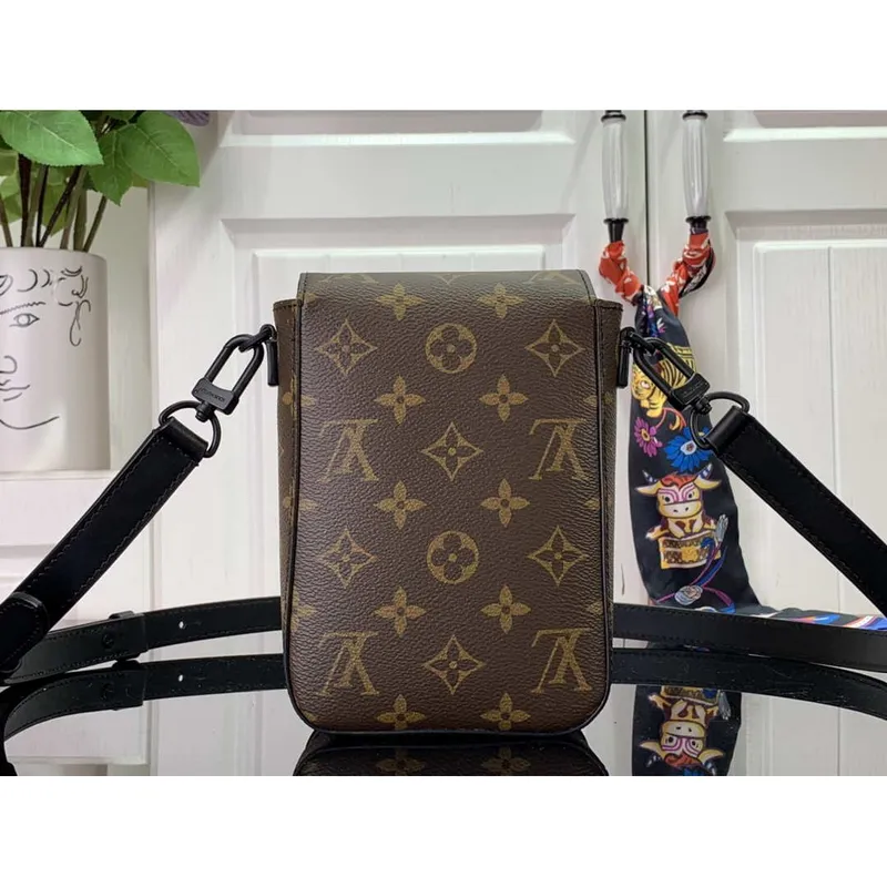 LV M81522 Louis Vuitton S Lock Vertikální Nositelná Peněženka Monogram