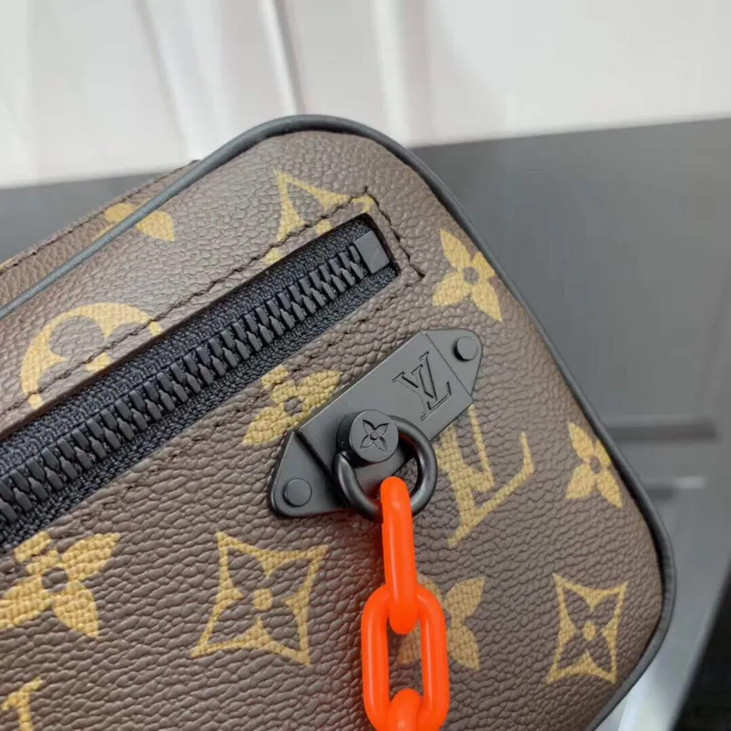 LV M68321 Louis Vuitton Pochette Volga Taška Hnědá