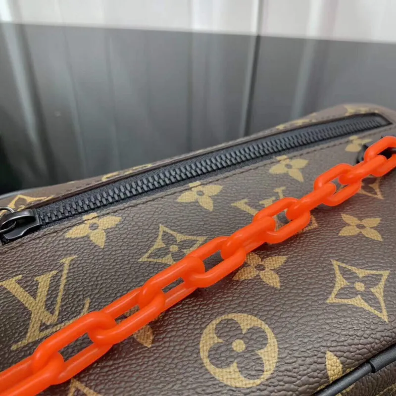 LV M68321 Louis Vuitton Pochette Volga Taška Hnědá