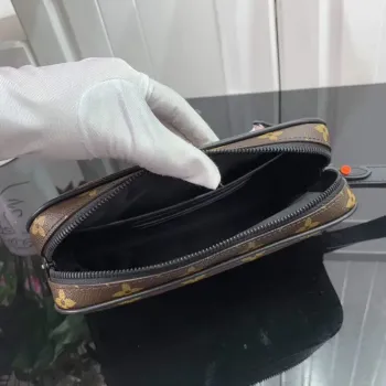 LV M68321 Louis Vuitton Pochette Volga Taška Hnědá