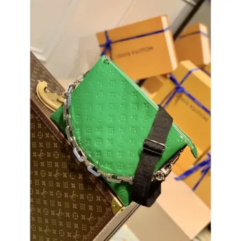 LV M57783 Louis Vuitton Coussin MM Embossed puffy zelená lakovaná kůže