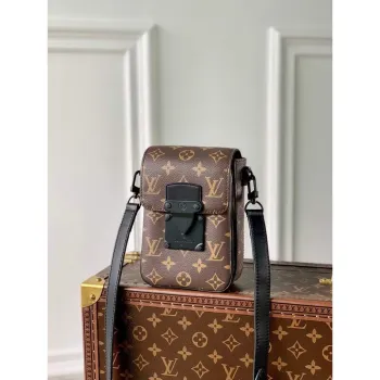 LV M81522 Louis Vuitton S LOCK Vertikální nositelná peněženka černá