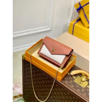LV M81193 Louis Vuitton Mylockme Chain Pochette Hnědá