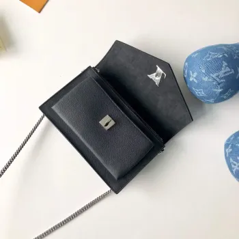 LV M63471 Louis Vuitton Mylockme Chain Pochette Černá