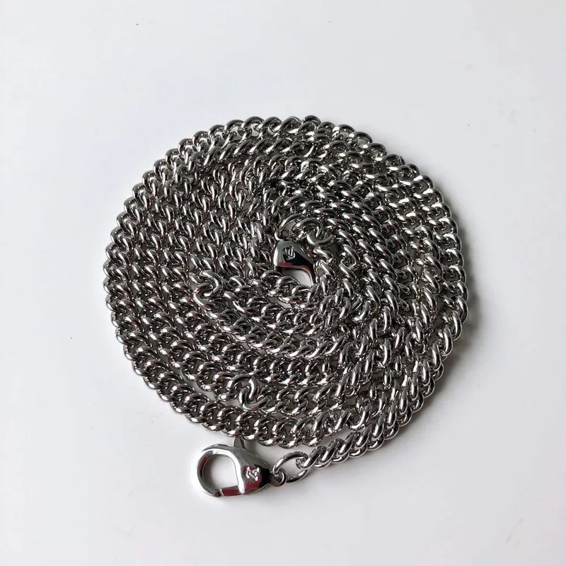 LV M63471 Louis Vuitton Mylockme Chain Pochette Černá