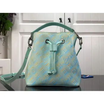 LV M46173 Louis Vuitton NéONOé BB Bucket Bag Vert d’eau Zelená