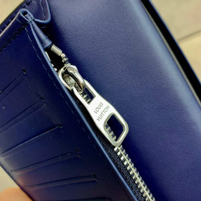 LV M81405 Louis Vuitton Brazza Wallet jiné kůže Modrá