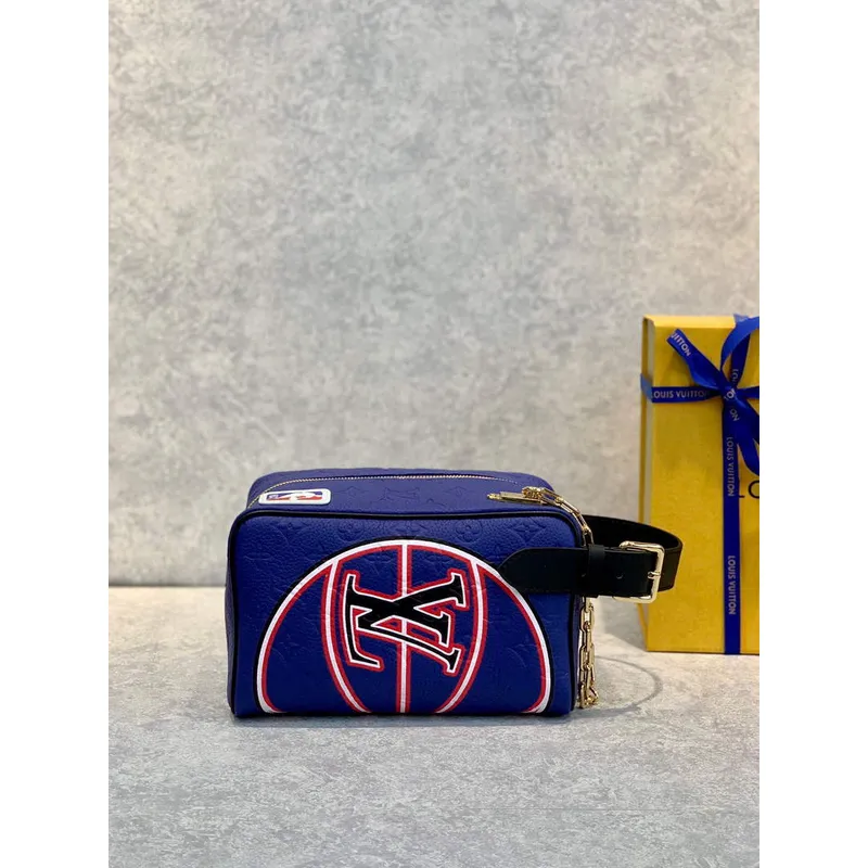 LV M21106 Louis Vuitton toaletní taška modrá