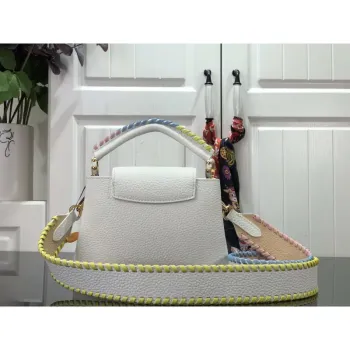 LV M57671 Louis Vuitton Capucines MM Kabelka Bílá