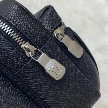 LV M30245 Louis Vuitton Outdoor Bumbag Černá
