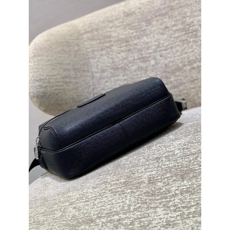 LV M33435 Louis Vuitton Outdoor Messenger PM Taška Černá