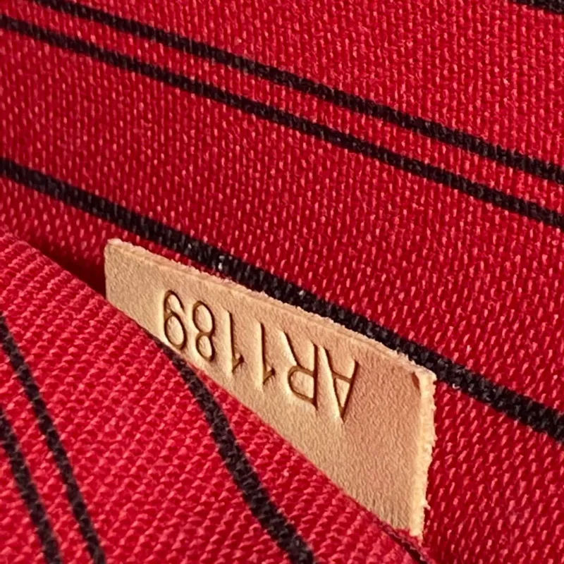 Louis Vuitton LV M40991 Neverfull GM Monogram Canvas Červená