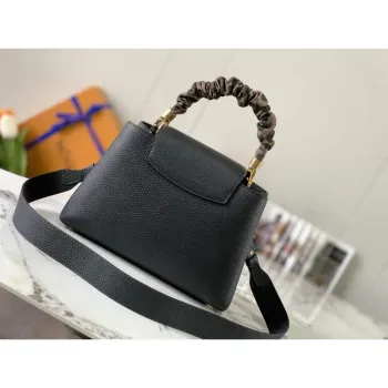 LV M58732 Louis Vuitton Capucines MM Kabelka Černá