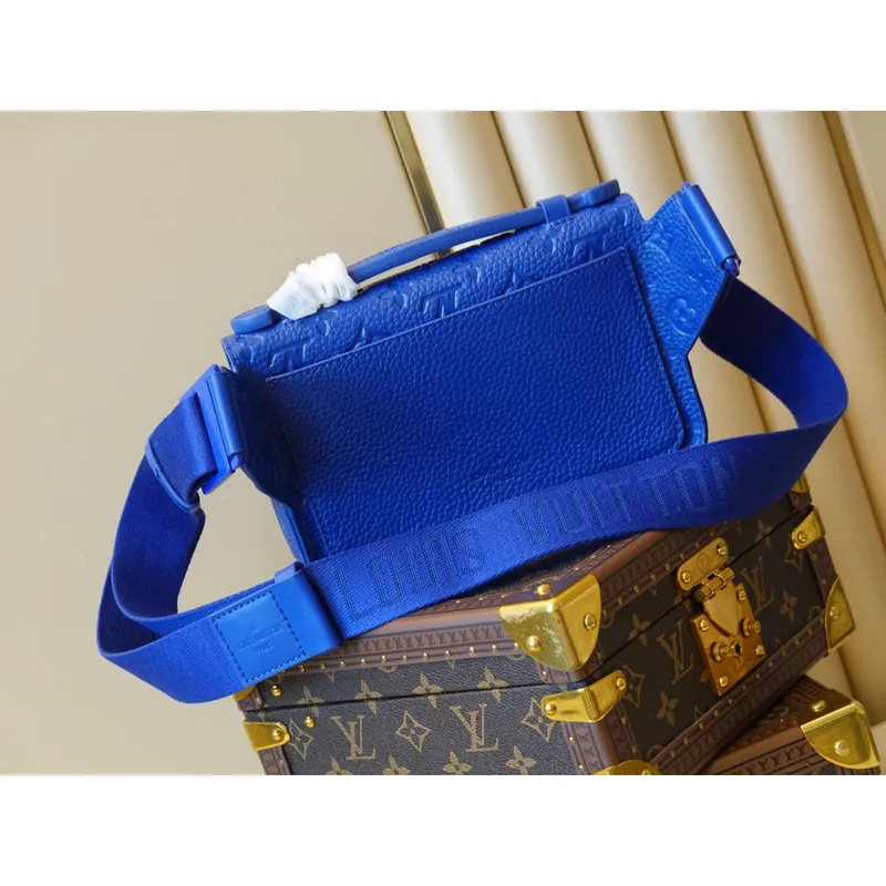 LV Louis Vuitton M58487 S Lock Sling Modrá
