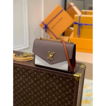 LV M58949 Louis Vuitton Mylockme Chain Bag Kouřově Hnědá