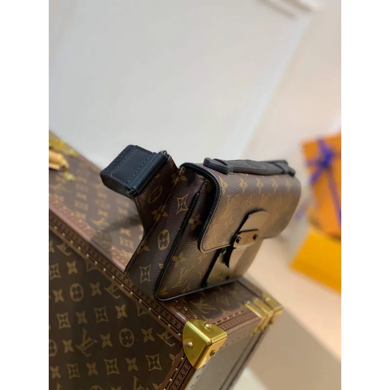 LV M45807 Louis Vuitton S Lock Sling Bag Černá