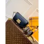LV M20393 Louis Vuitton Swing Kabelka Černá