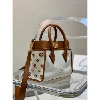 LV M59905 Louis Vuitton Taška On My Side PM