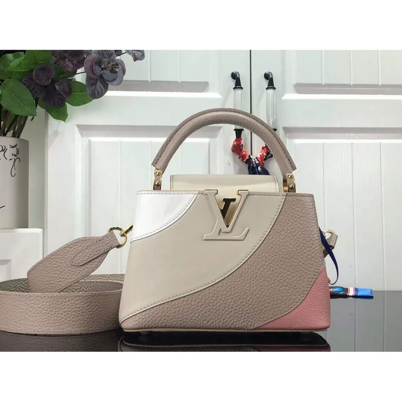 LV M59863 Louis Vuitton Capucines BB Taška
