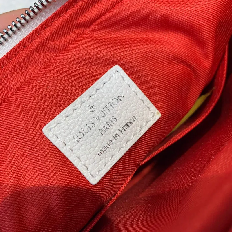 LV M20665 Louis Vuitton Trio Messenger Ostatní kůže