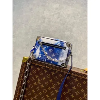 LV M20557 Louis Vuitton Mini Soft Trunk Modrá