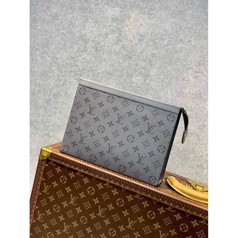 LV M30840 Louis Vuitton Pochette Voyage MM kůže Taiga