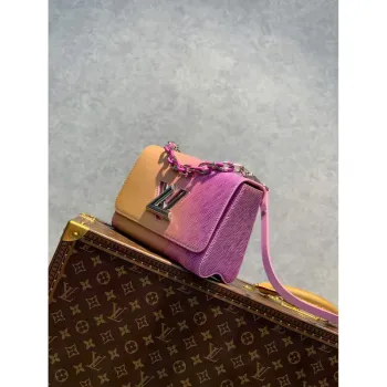 LV M59894 Louis Vuitton Twist MM Epi zrnitá hovězí kůže