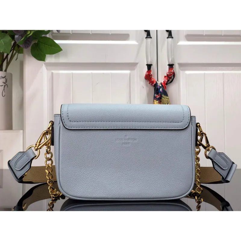 LV M59984 Louis Vuitton Lockme Tender Modrá