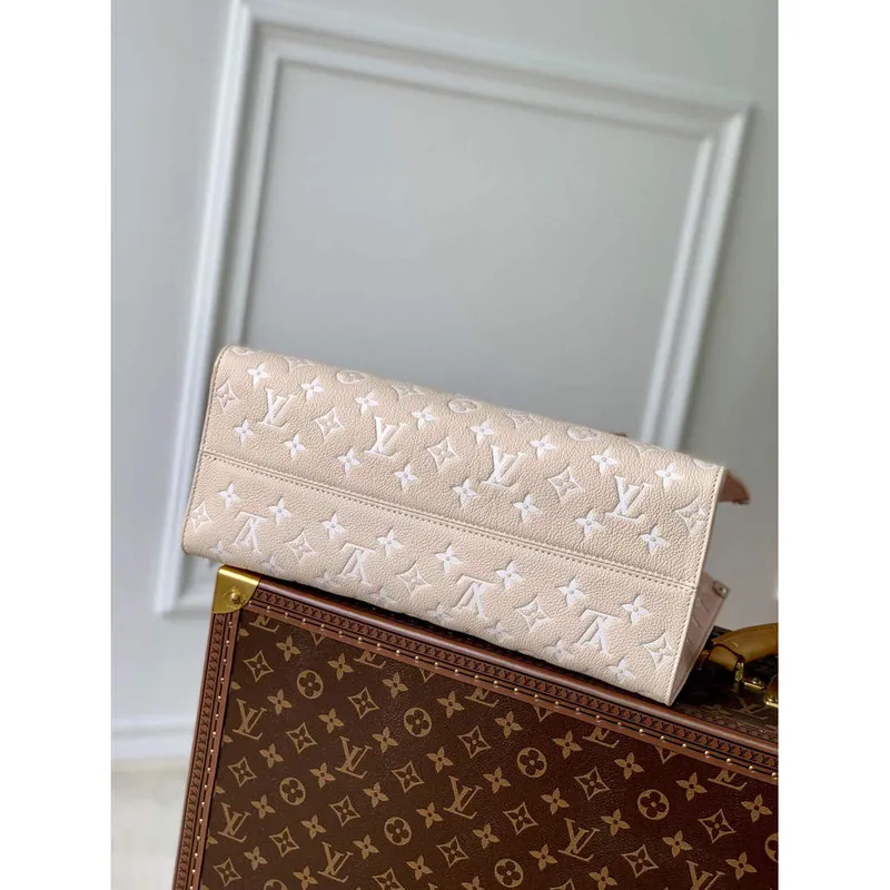 LV M46128 Louis Vuitton Onthego MM Tote Bag