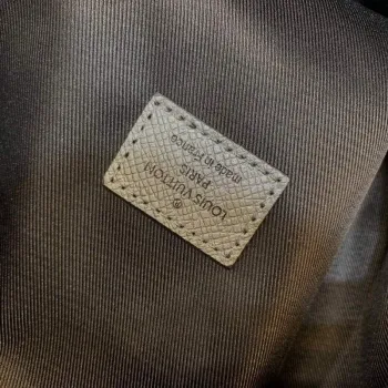 LV M30835 Louis Vuitton Discovery Backpack PM Stříbrná