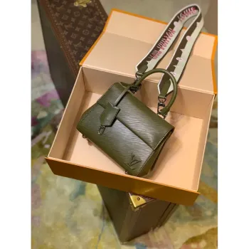 LV M58928 Louis Vuitton Cluny Mini kabelka hnědá zelená