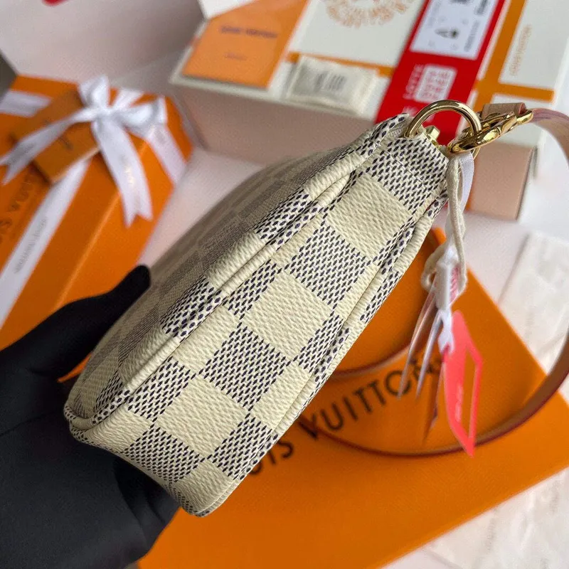 LV N41207 Louis Vuitton Pochette Accessoires Damier azur plátno