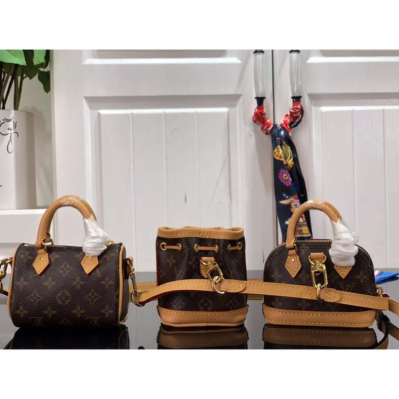 LV M81081 Louis Vuitton Trio Mini Icones Monogram Taška