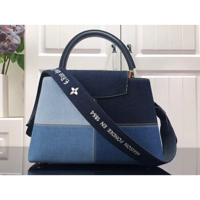 LV M48865 Louis Vuitton Capucines MM Kabelka Modrá