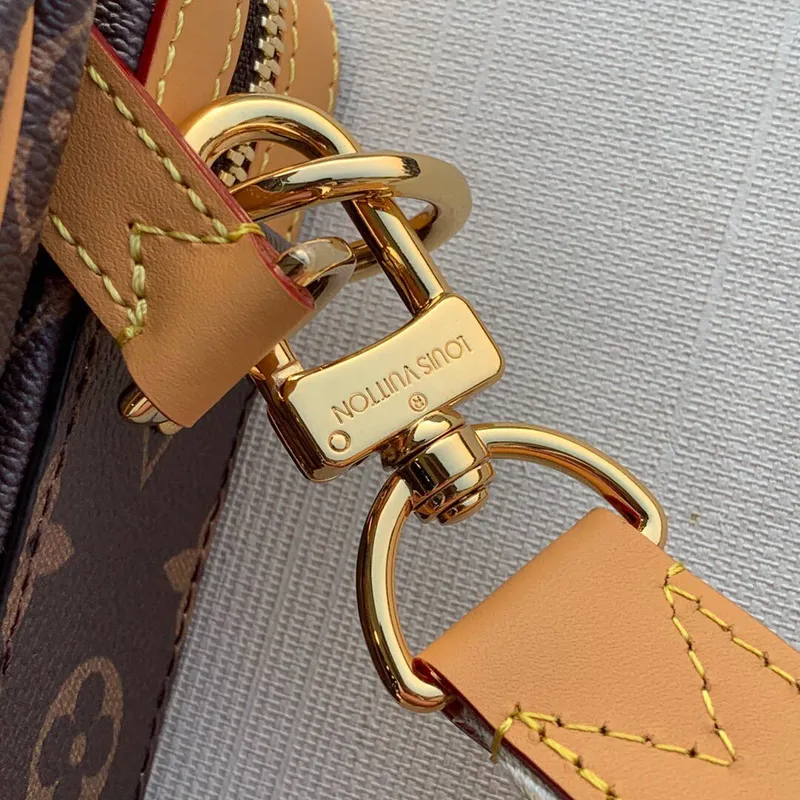 LV M45965 Louis Vuitton Trio Messenger Monogram