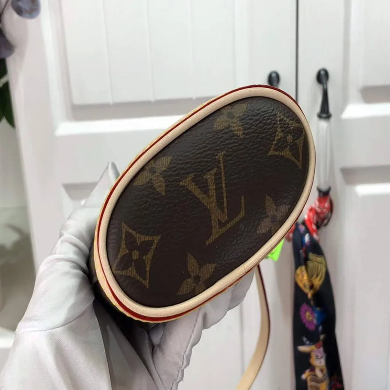 LV M80874 Louis Vuitton Skládací Pouch