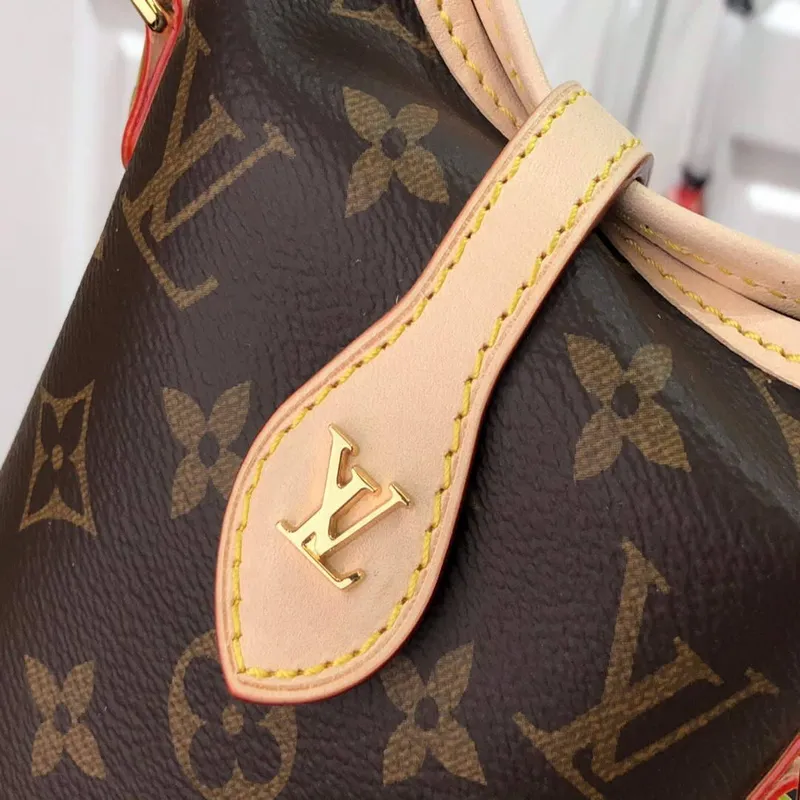 LV M80874 Louis Vuitton Skládací Pouch