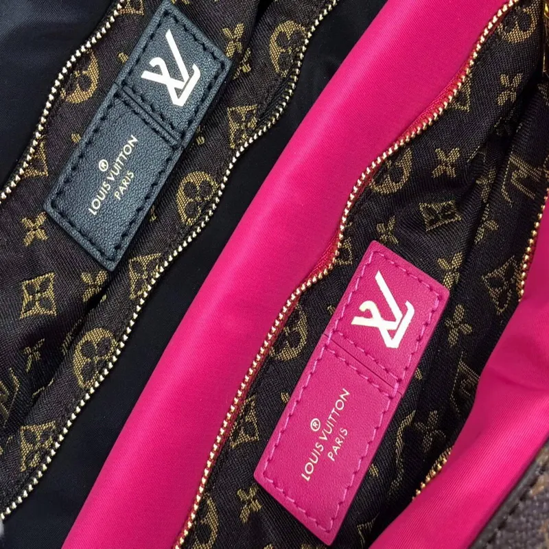 LV M58980 Louis Vuitton Maxi Multi Pochette Accessoires Kabelka M58977