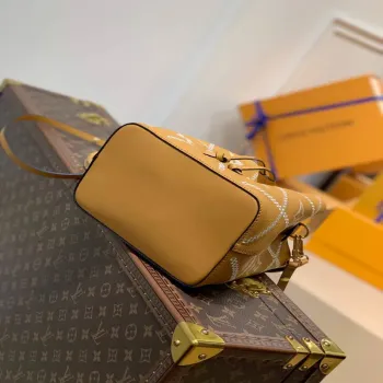 LV M46023 Louis Vuitton NéONOé BB Kabela Hnědá