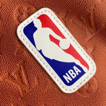 LV M57973 Louis Vuitton LVxNBA Keepall Bandouliere 55 Taška