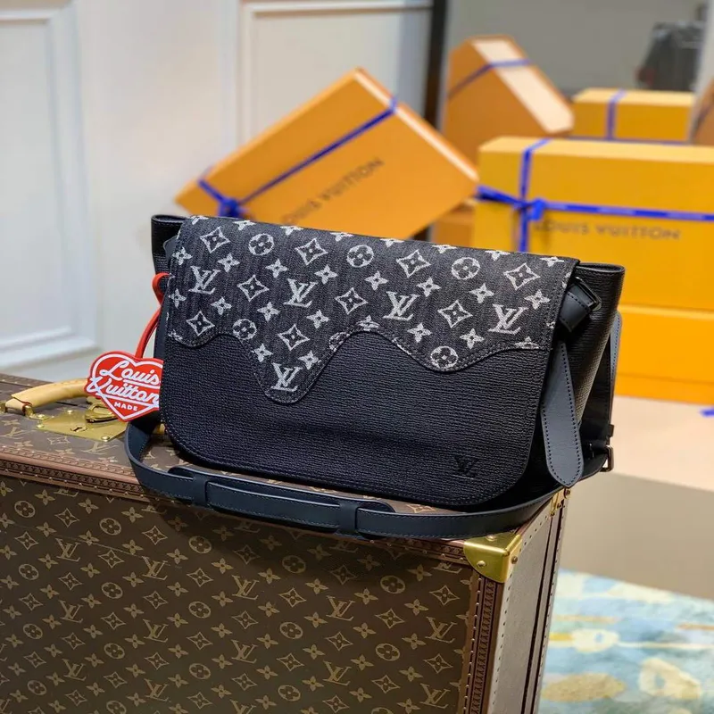 LV M45971 Louis Vuitton Besace Tokyo Taška