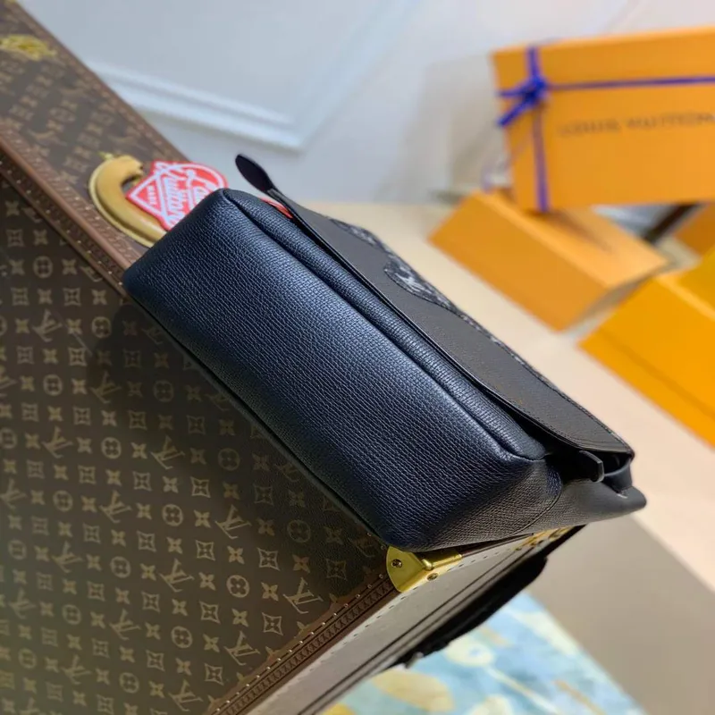 LV M45971 Louis Vuitton Besace Tokyo Taška