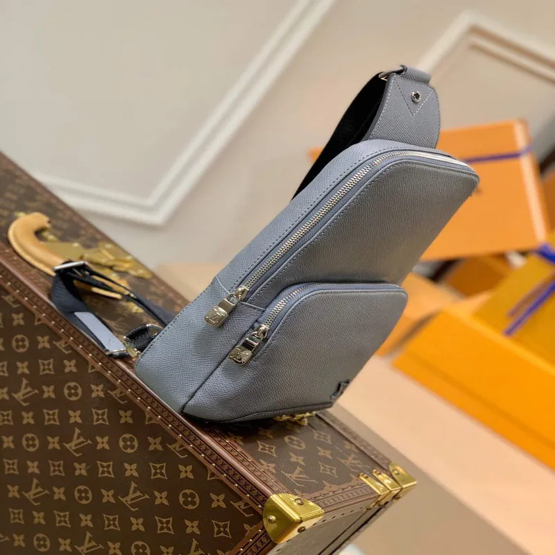 LV M30801 Louis Vuitton Avenue Sling Bag M30803 Šedá