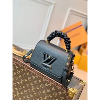 LV M58571 Louis Vuitton Twist PM Kožená kabelka černá