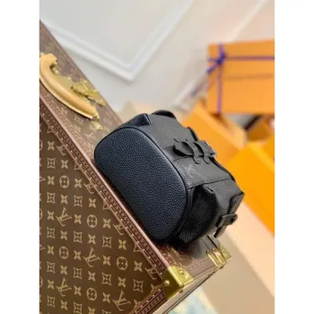LV M58495 Louis Vuitton Christopher XS Taška Černá M58493